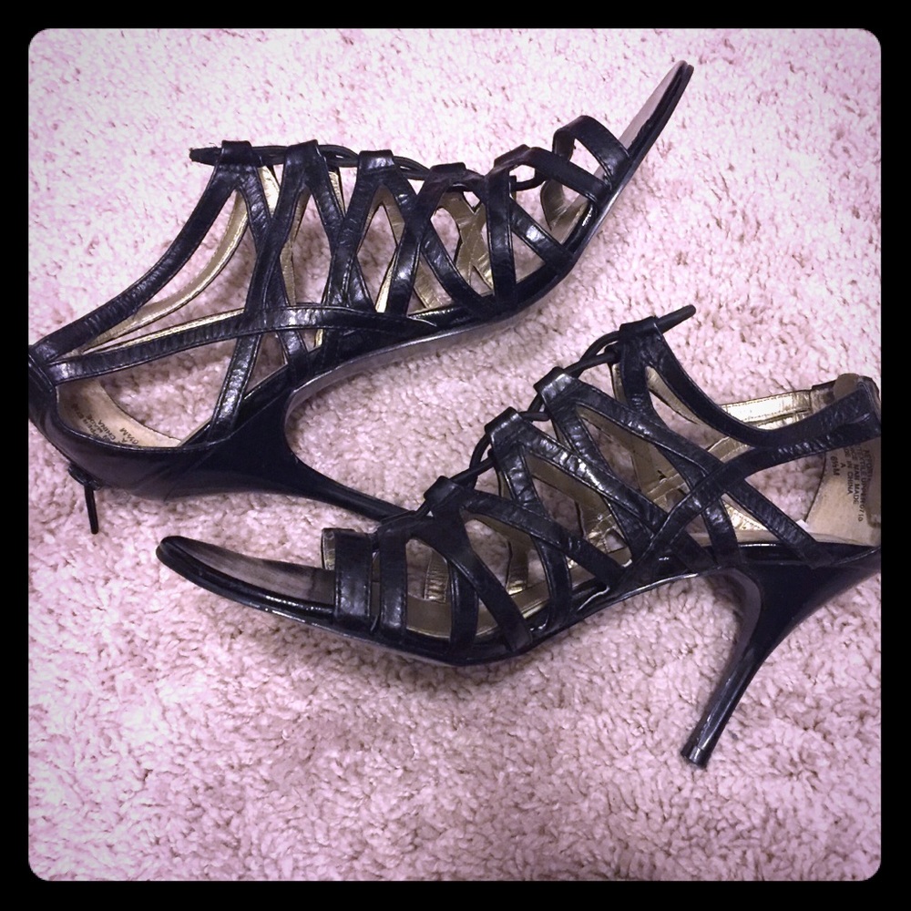 Black Enzo Angiolini sandals